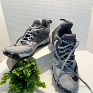 Men’s Nike Fly By Low II AJ5902-010 basketball shoe Size 8